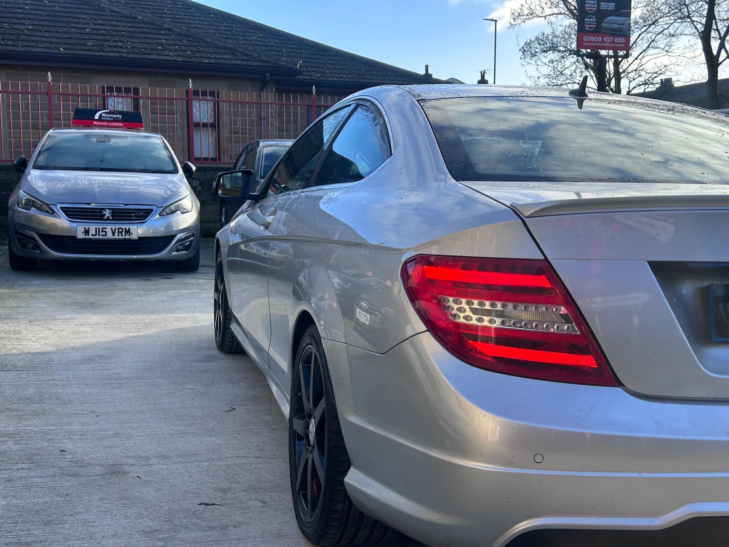 Used Mercedes-Benz C Class 2015 for sale - 77054081: Photo 4