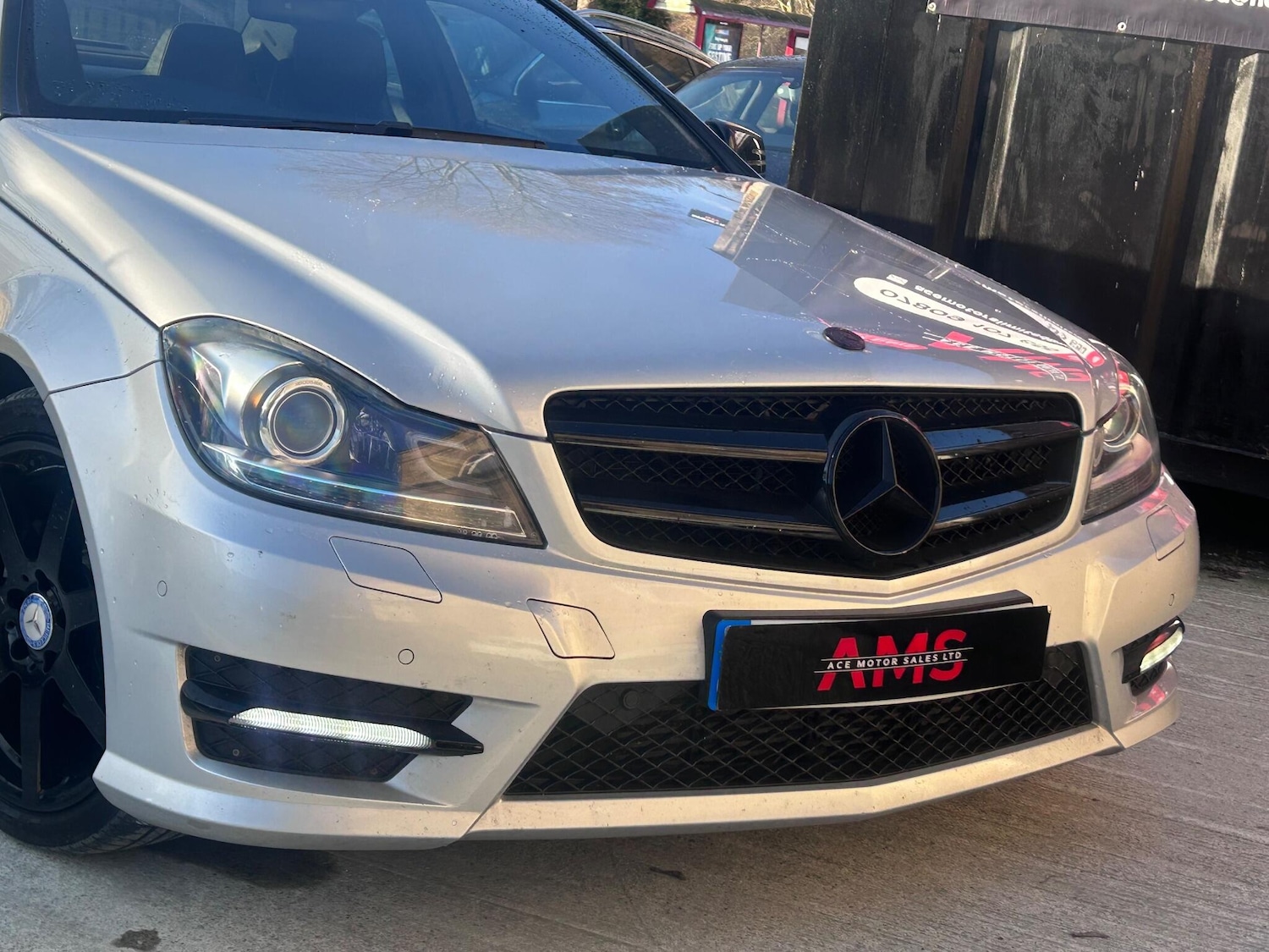 Used Mercedes-Benz C Class 2015 for sale - 77054081: Photo 6