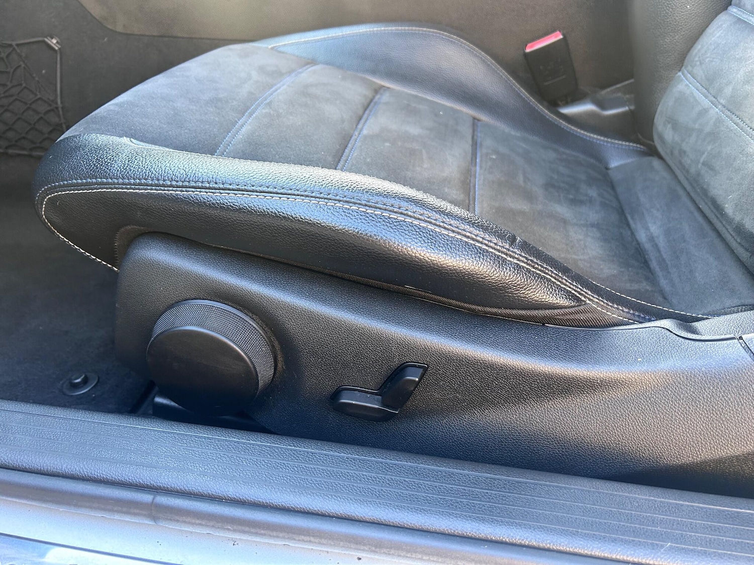 Used Mercedes-Benz C Class 2015 for sale - 77054081: Photo 64