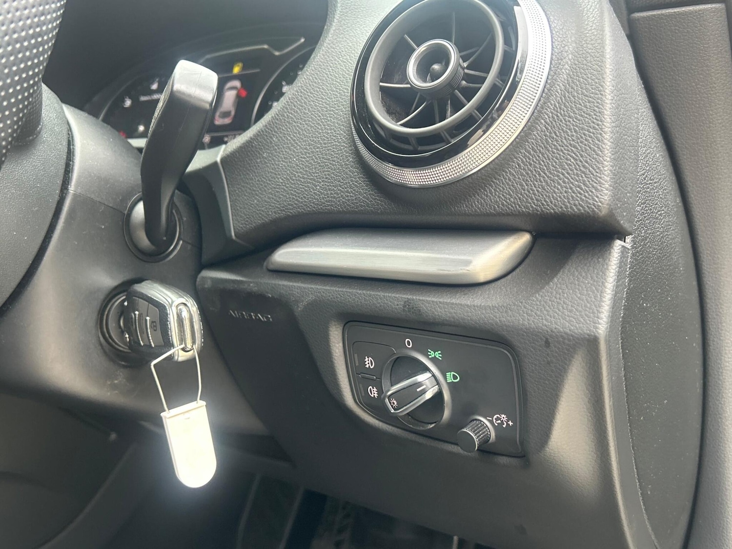 Used Audi A3 2014 for sale - 77799467: Photo 31