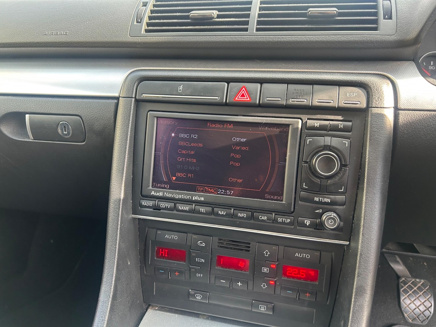 Used Audi A4 Avant for sale - 77670944: Photo 28