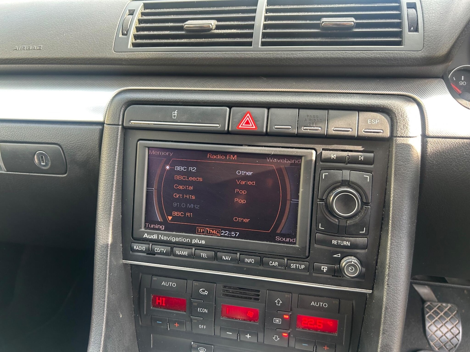 Used Audi A4 Avant for sale - 77670944: Photo 30