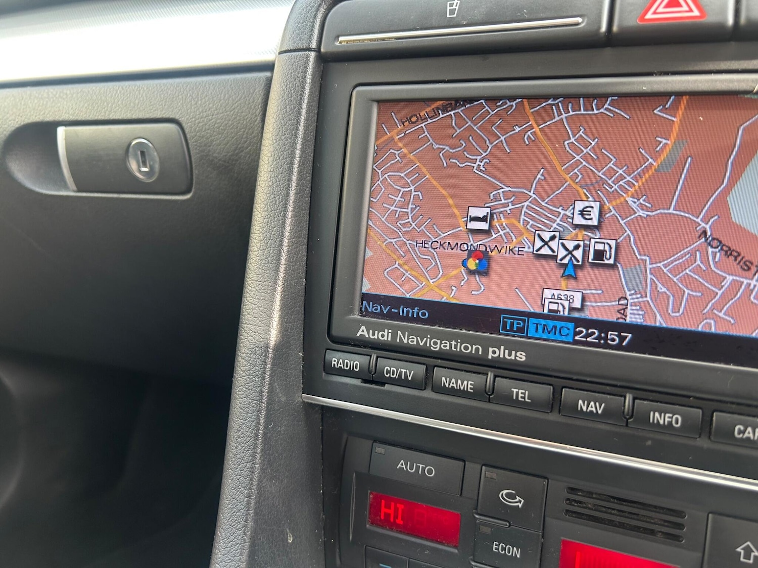 Used Audi A4 Avant for sale - 77670944: Photo 32