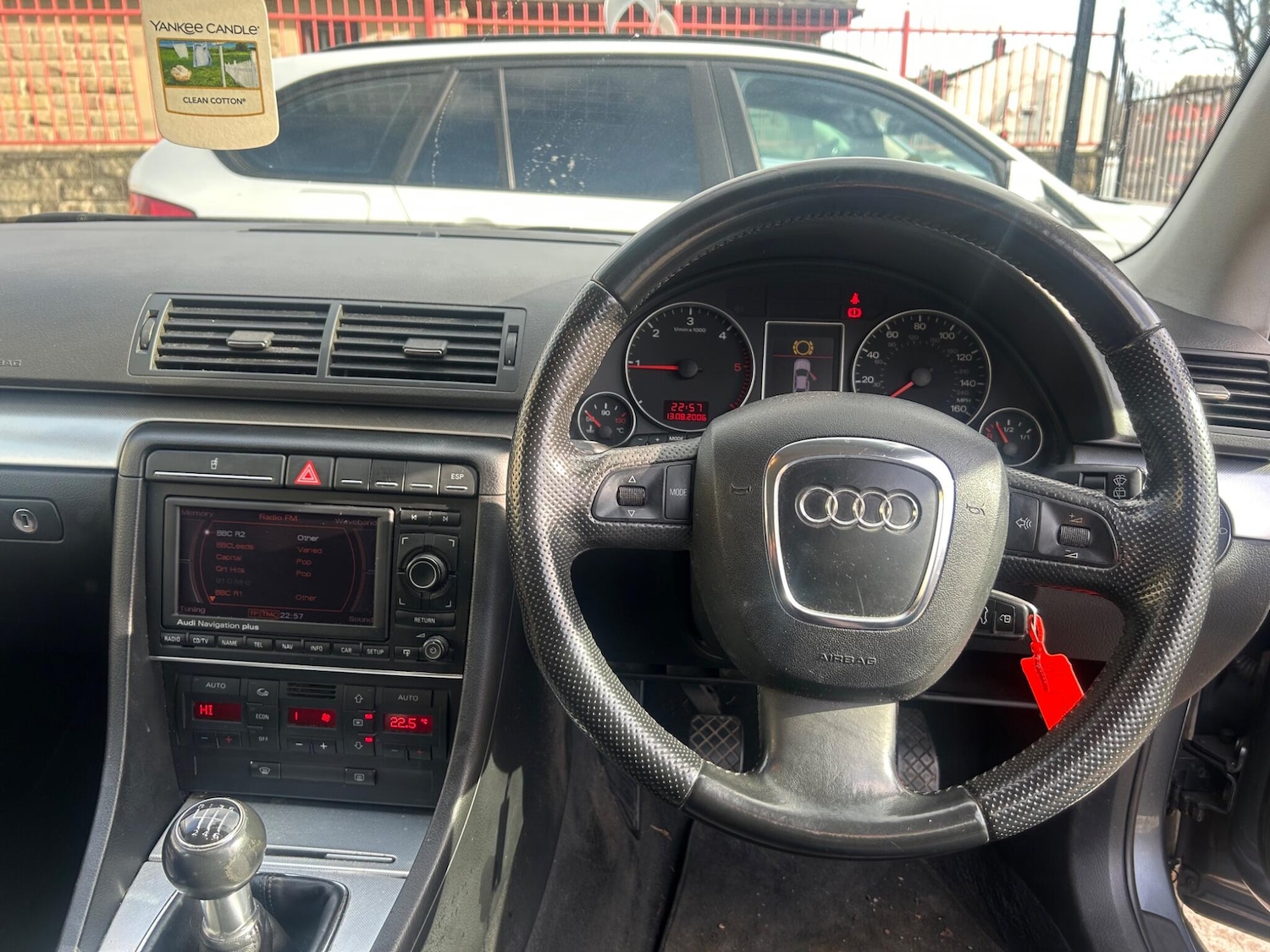 Used Audi A4 Avant for sale - 77670944: Photo 35