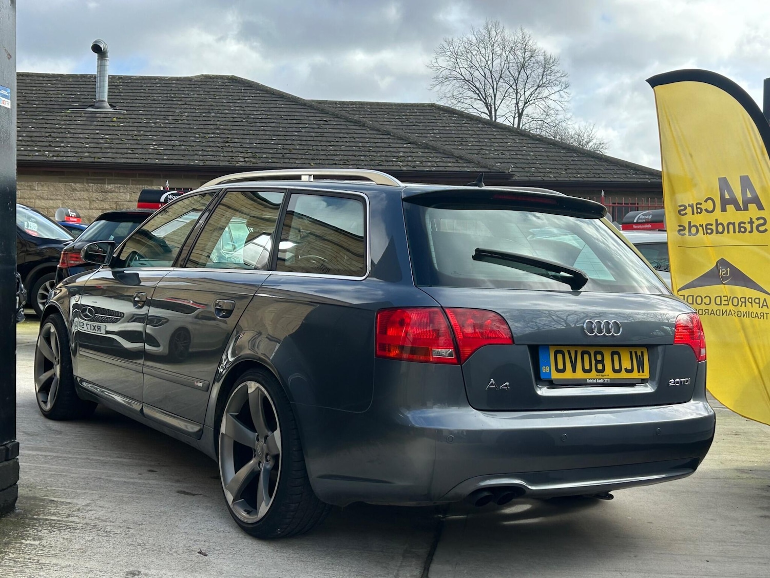 Used Audi A4 Avant for sale - 77670944: Photo 4