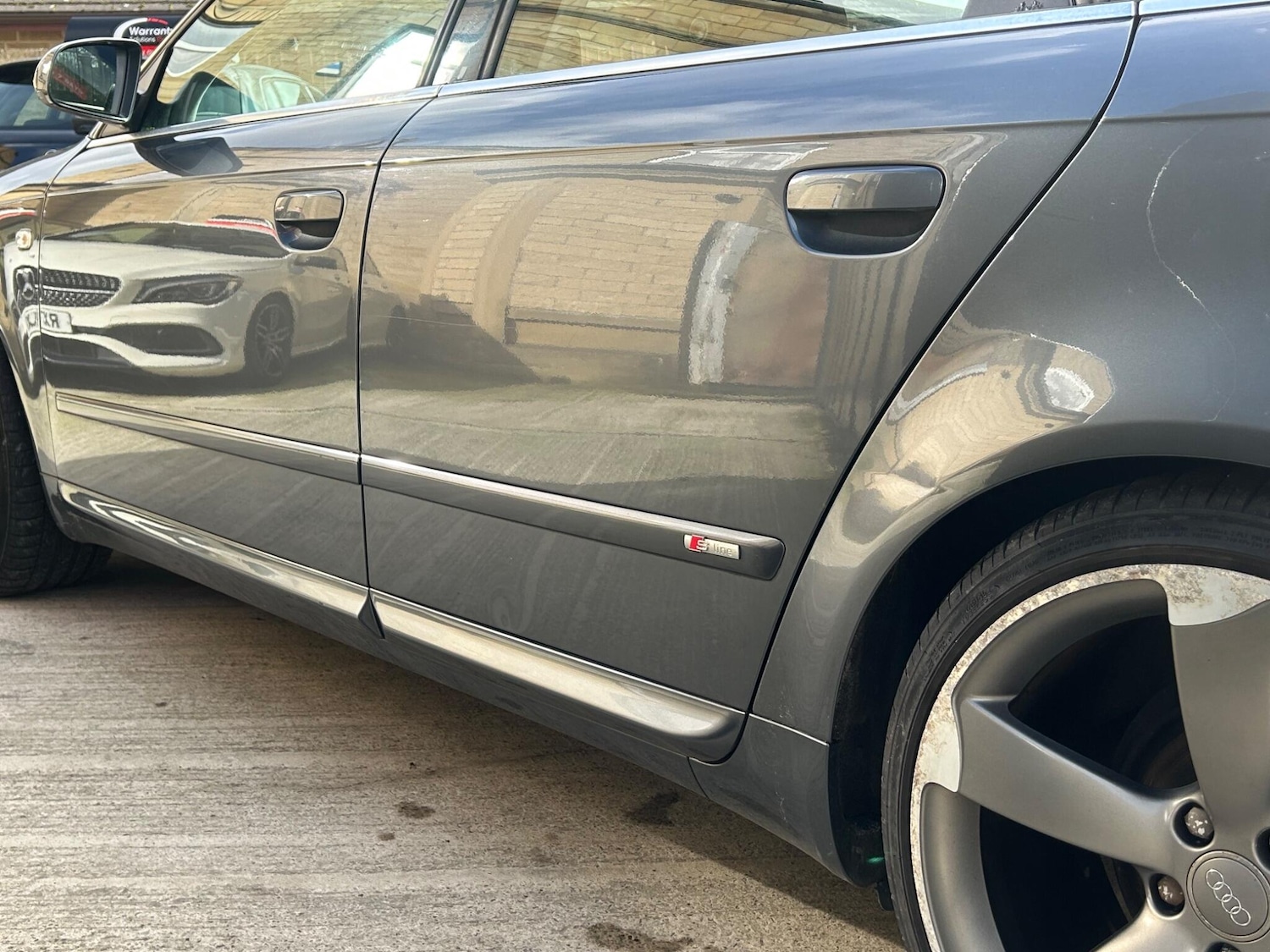 Used Audi A4 Avant for sale - 77670944: Photo 40