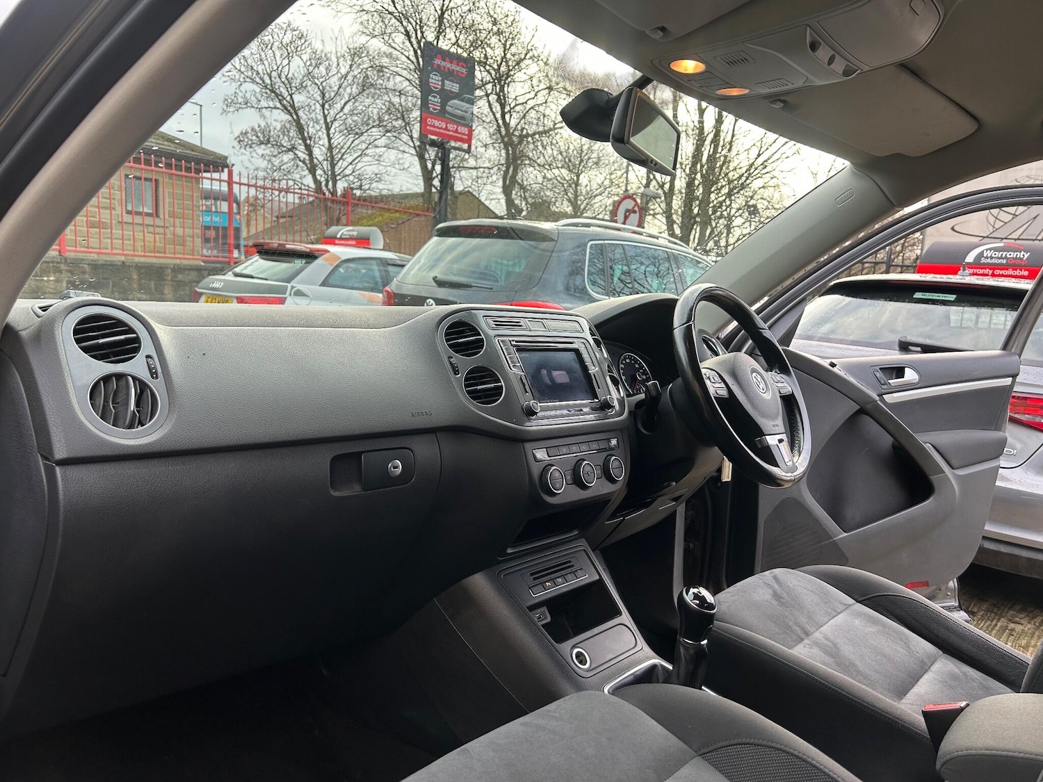 Used Volkswagen Tiguan 2015 for sale - 77174890: Photo 21