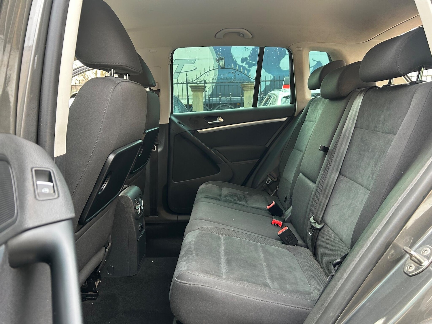 Used Volkswagen Tiguan 2015 for sale - 77174890: Photo 29