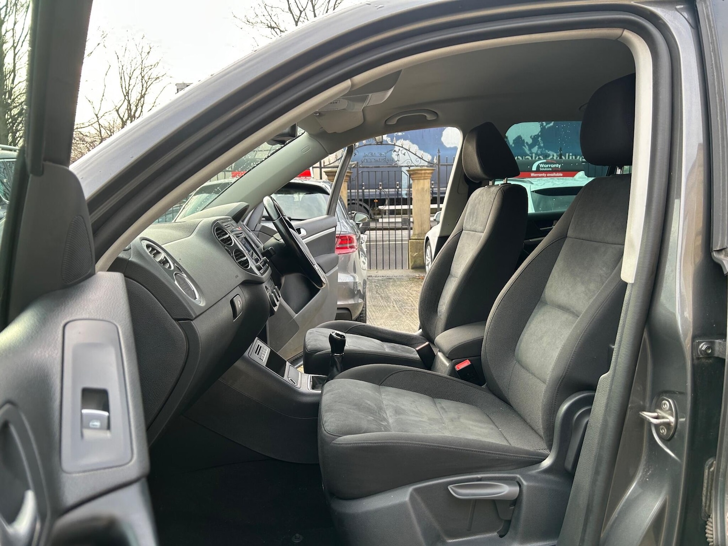 Used Volkswagen Tiguan 2015 for sale - 77174890: Photo 46