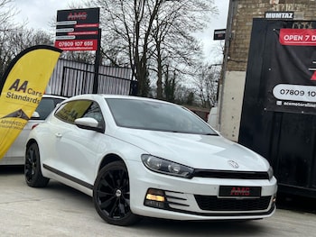 Used Volkswagen Scirocco 2014 for sale - 77597855: Photo