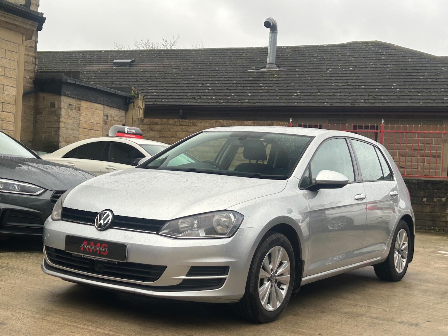 Used Volkswagen Golf 2013 for sale - 77377010: Photo 8