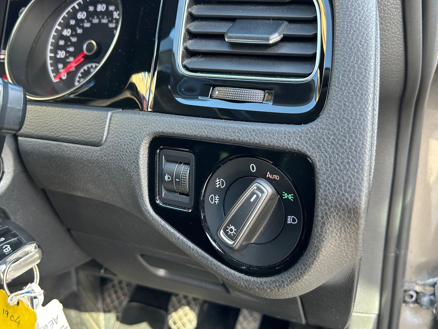 Used Volkswagen Golf for sale - 77939656: Photo 37