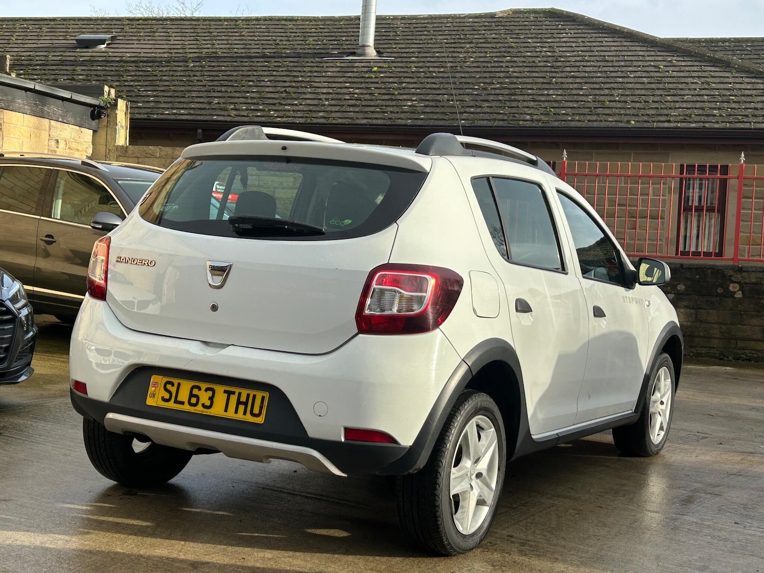 Used Dacia Sandero Stepway 2013 for sale - 77174903: Photo 11