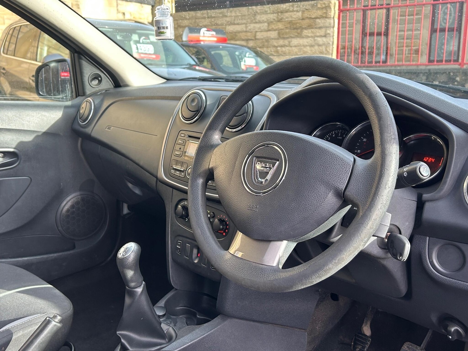 Used Dacia Sandero Stepway 2013 for sale - 77174903: Photo 13
