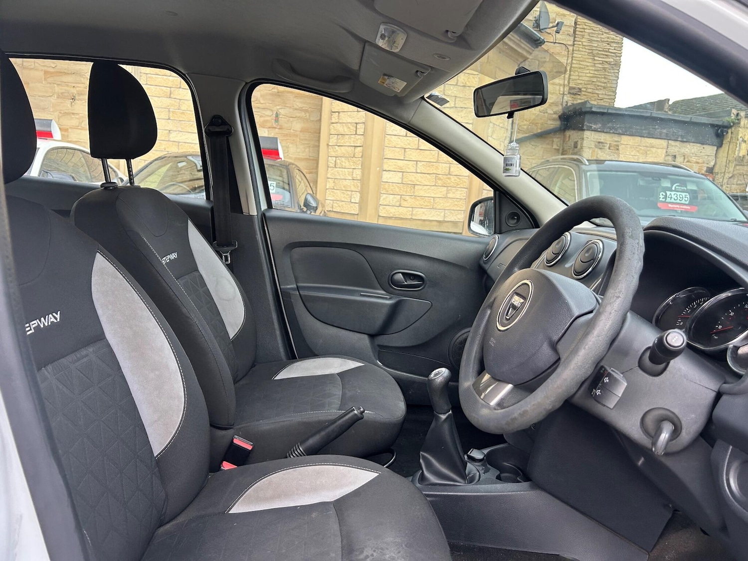 Used Dacia Sandero Stepway 2013 for sale - 77174903: Photo 20