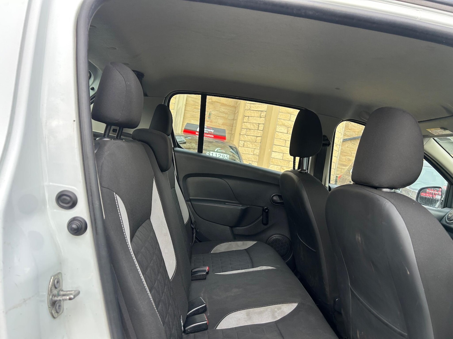 Used Dacia Sandero Stepway 2013 for sale - 77174903: Photo 22