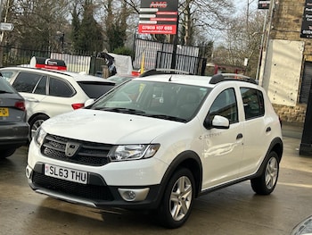 Used Dacia Sandero Stepway 2013 for sale - 77174903: Photo