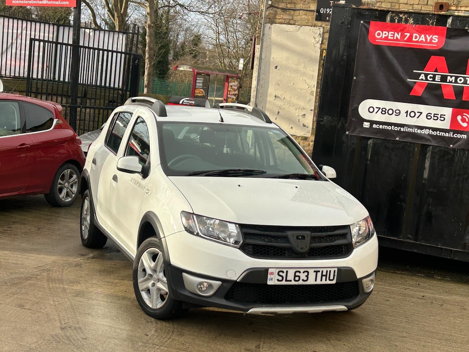 Used Dacia Sandero Stepway 2013 for sale - 77174903: Photo 5