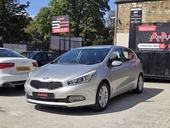 Used Kia Ceed 2015 for sale - 79613083: Photo