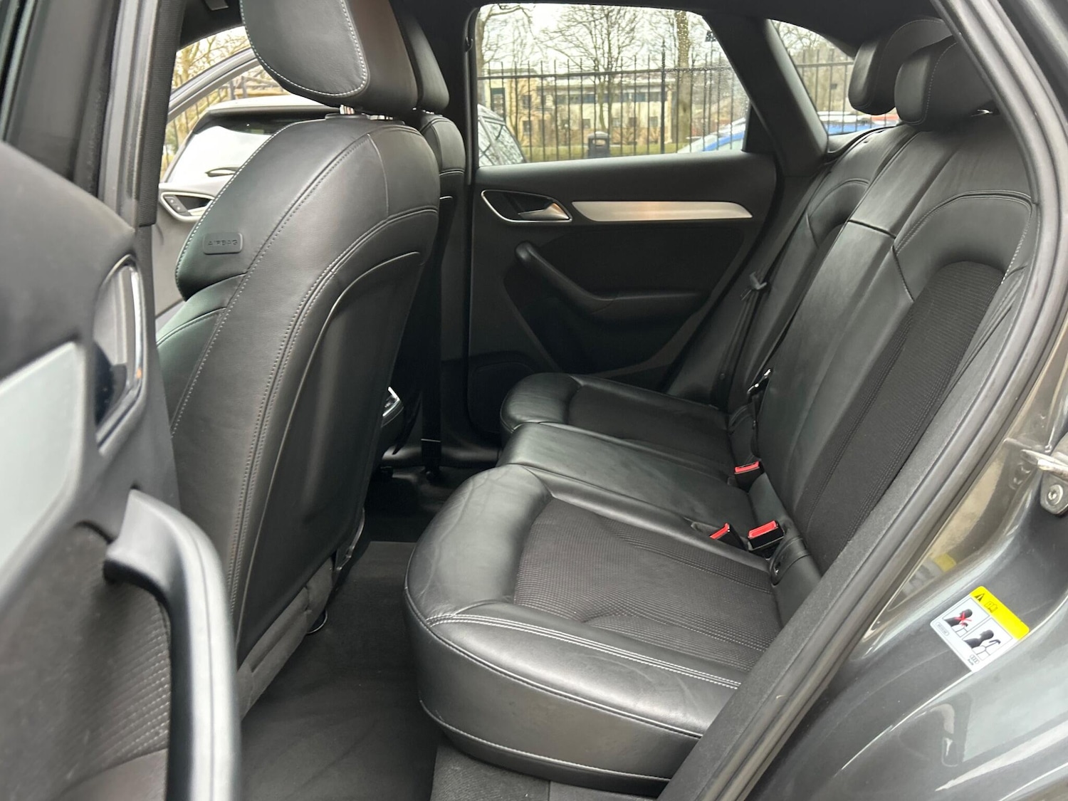 Used Audi Q3 2013 for sale - 77598411: Photo 32