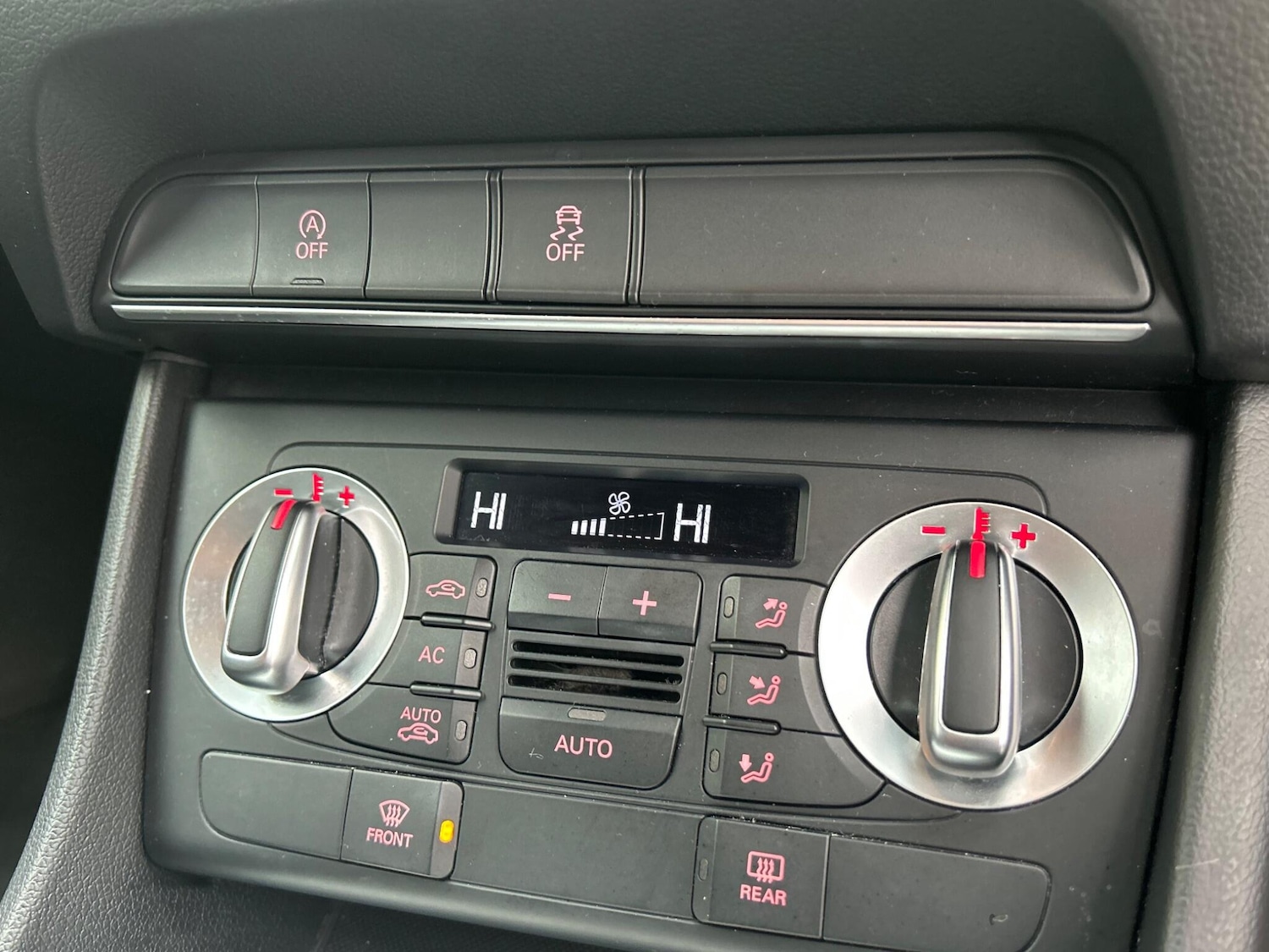 Used Audi Q3 2013 for sale - 77598411: Photo 33