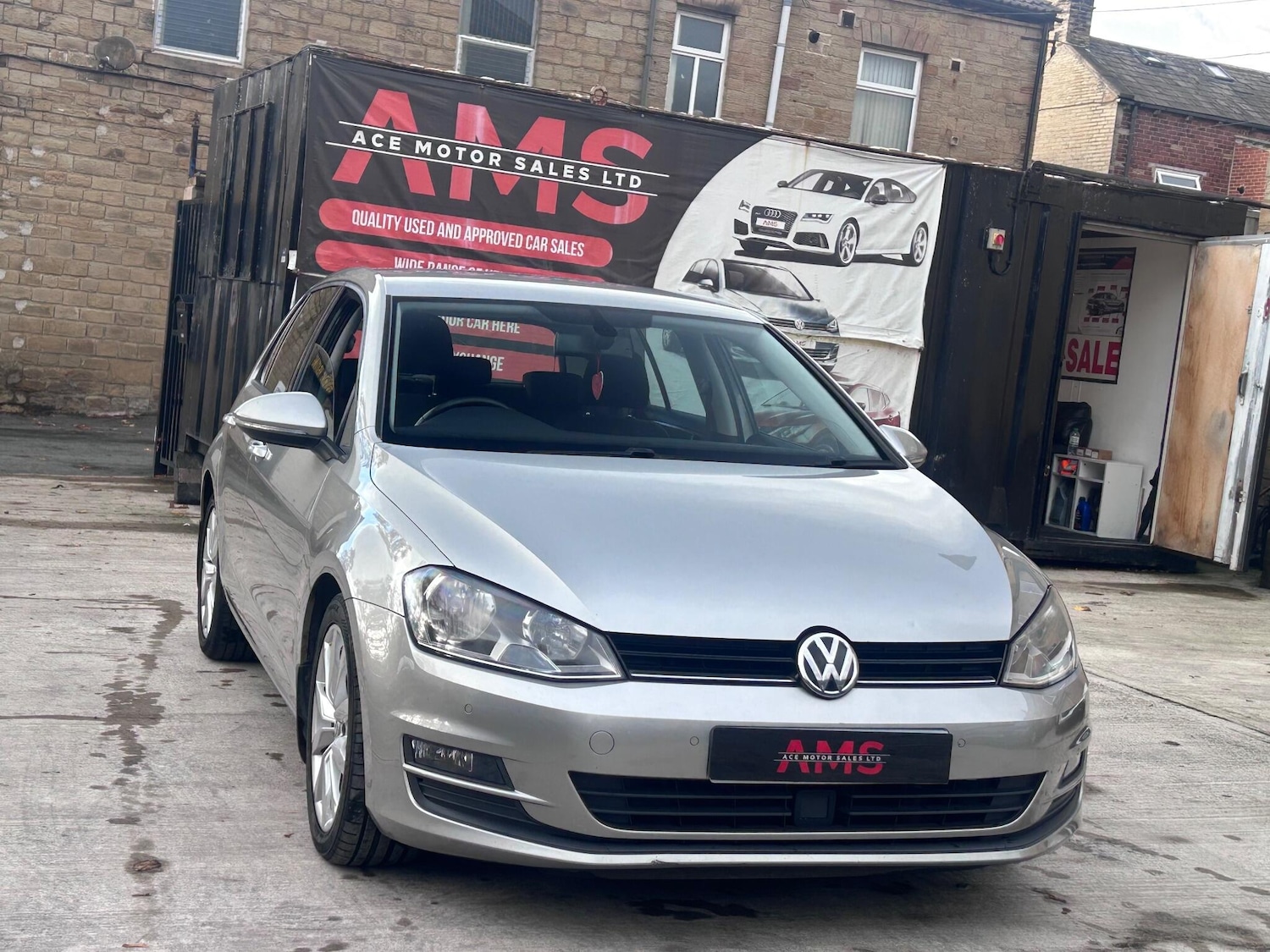 Used Volkswagen Golf 2014 for sale - 76824645: Photo 10