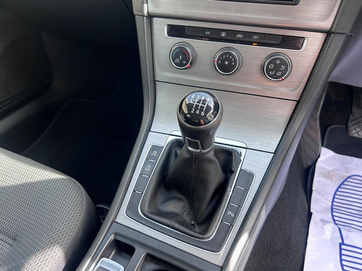 Used Volkswagen Golf 2014 for sale - 76824645: Photo 21