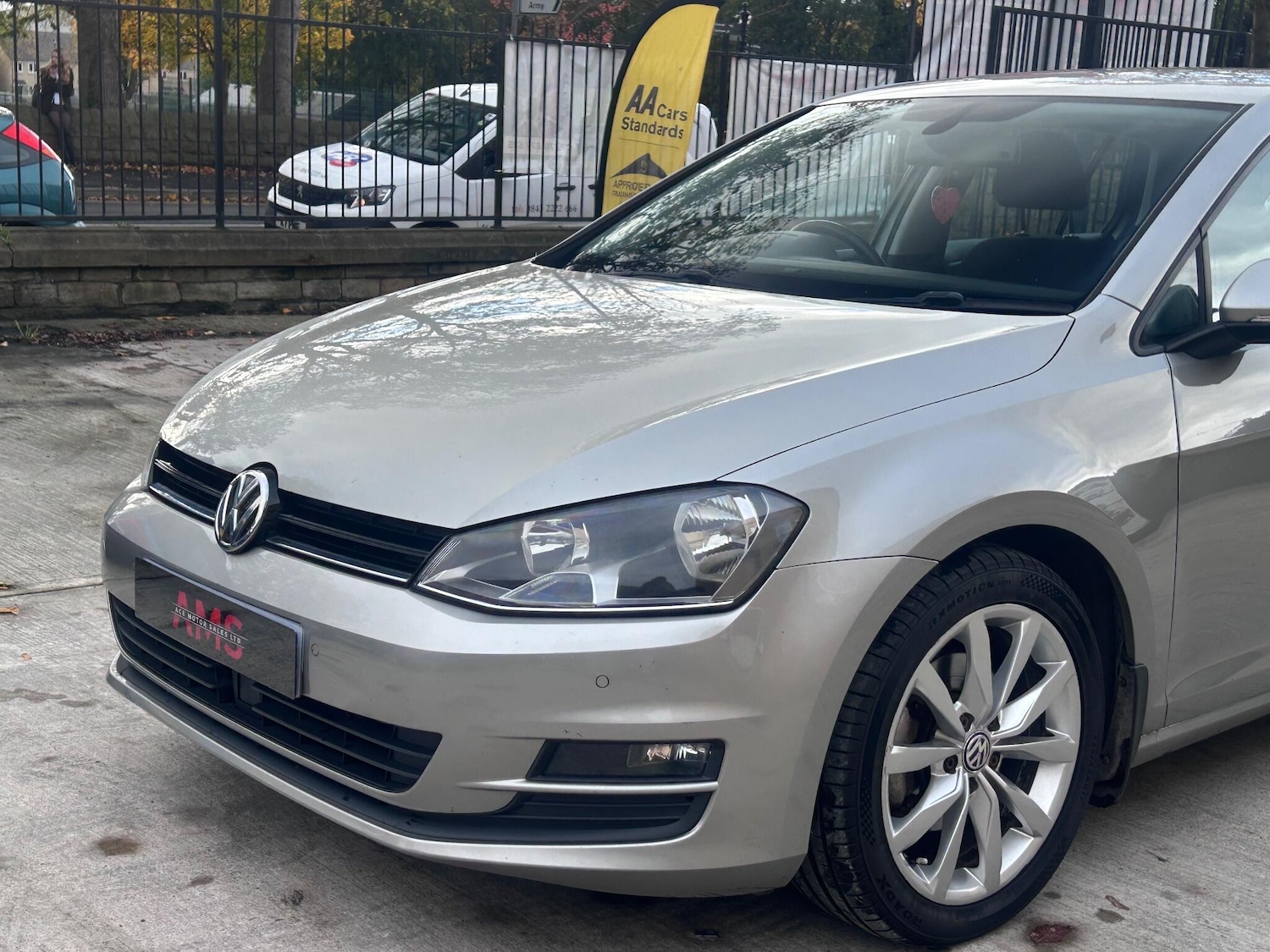 Used Volkswagen Golf 2014 for sale - 76824645: Photo 6