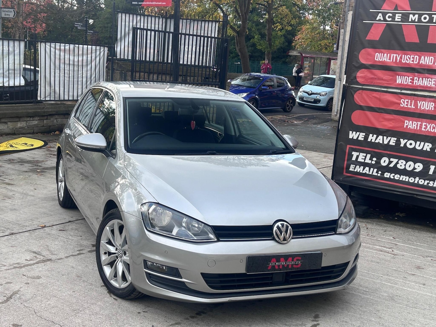 Used Volkswagen Golf 2014 for sale - 76824645: Photo 8