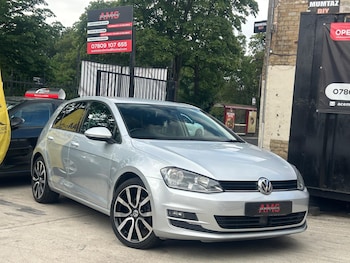 Used Volkswagen Golf 2015 for sale - 79076217: Photo