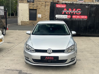 Used Volkswagen Golf 2015 for sale - 79076217: Photo