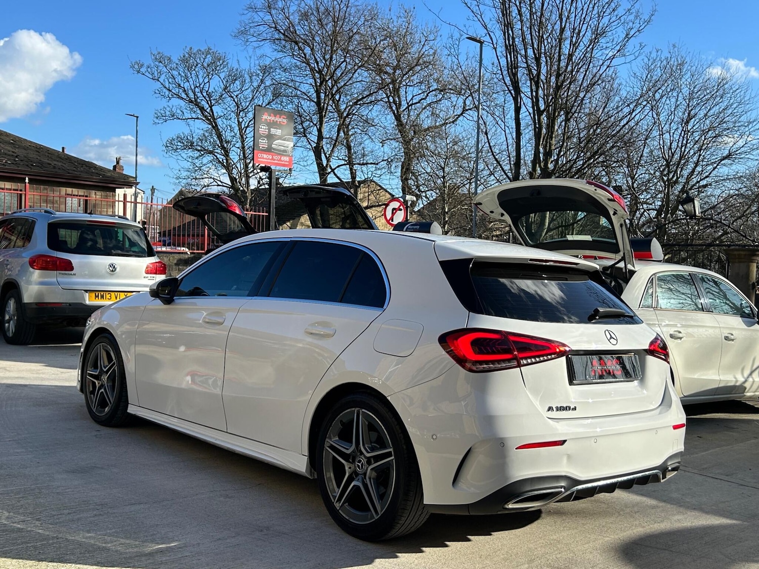Used Mercedes-Benz A-Class 2018 for sale - 77892571: Photo 2