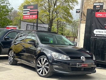 Used Volkswagen Golf 2017 for sale - 78301757: Photo