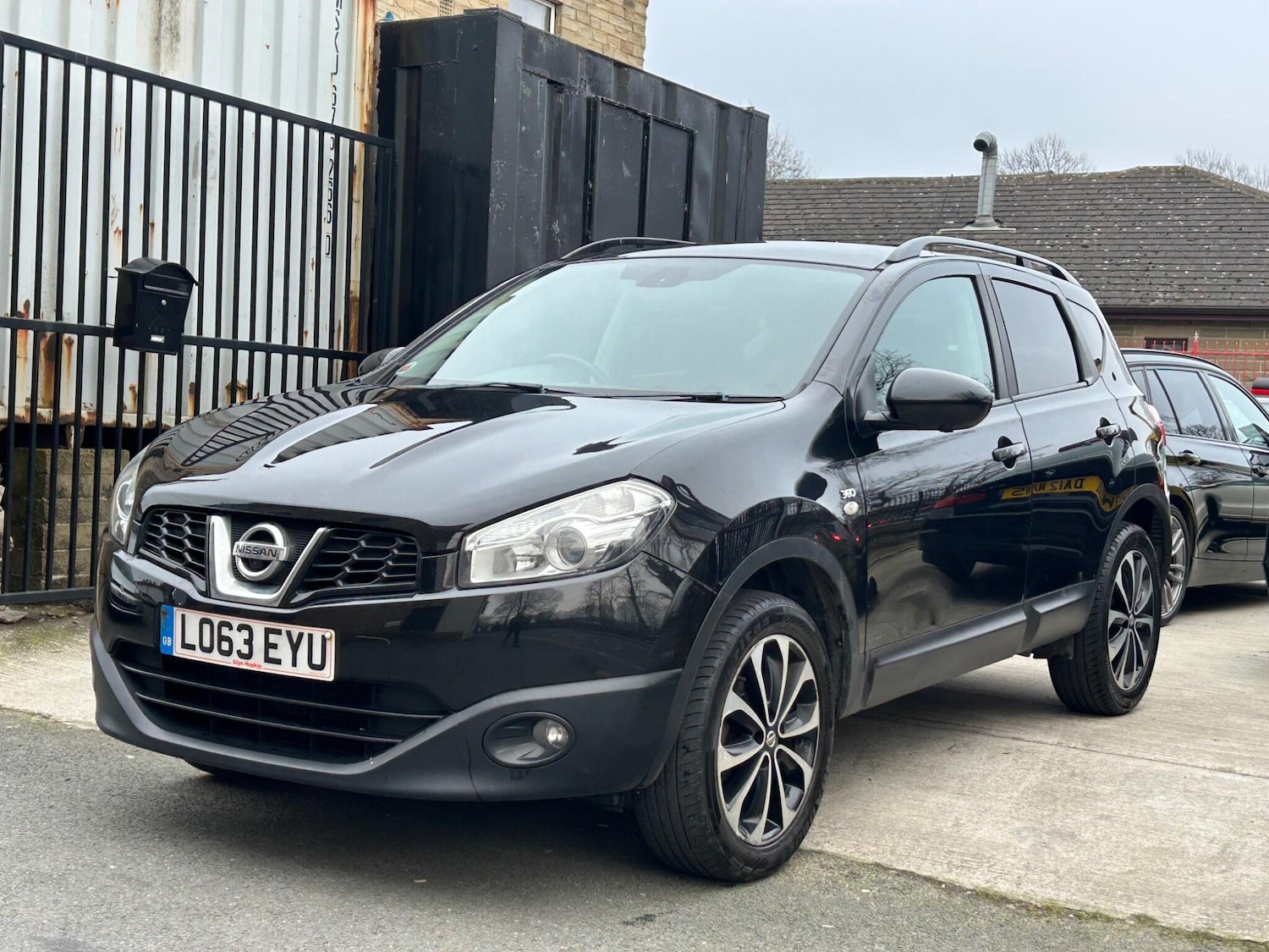 Used Nissan Qashqai 2013 for sale - 77799289: Photo 3