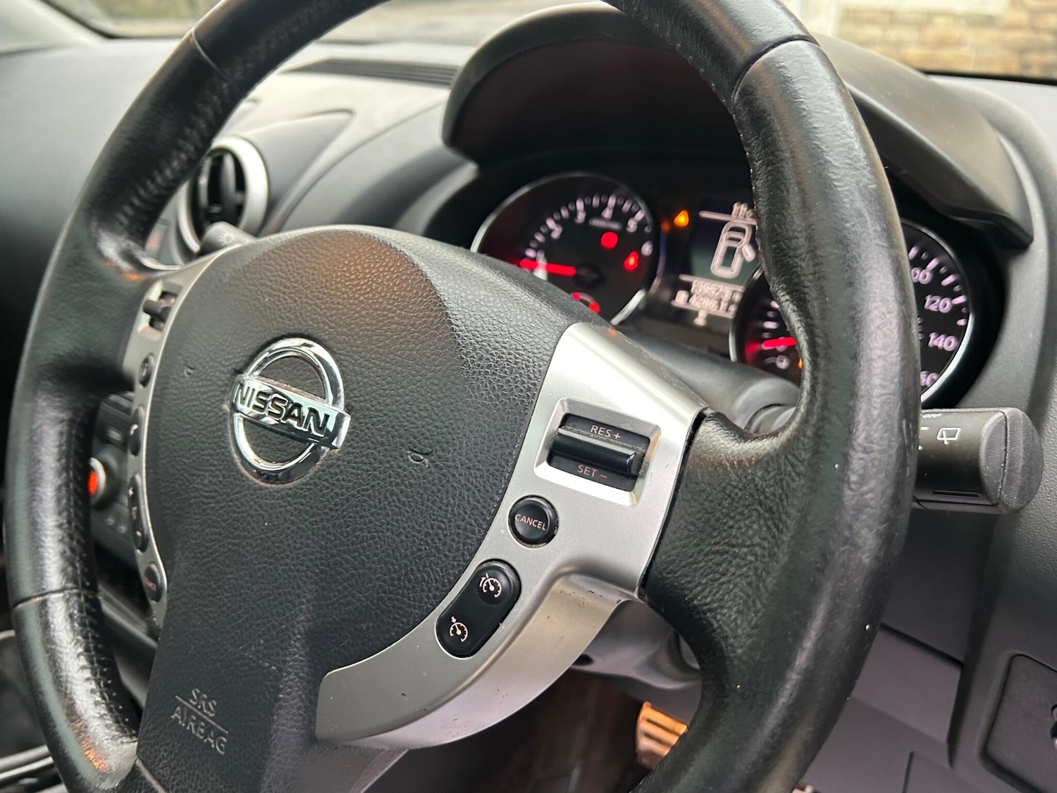 Used Nissan Qashqai 2013 for sale - 77799289: Photo 39