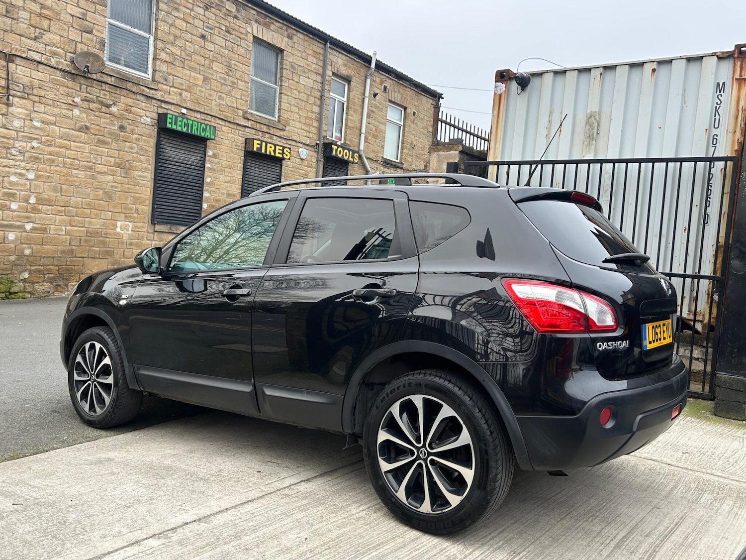 Used Nissan Qashqai 2013 for sale - 77799289: Photo 4