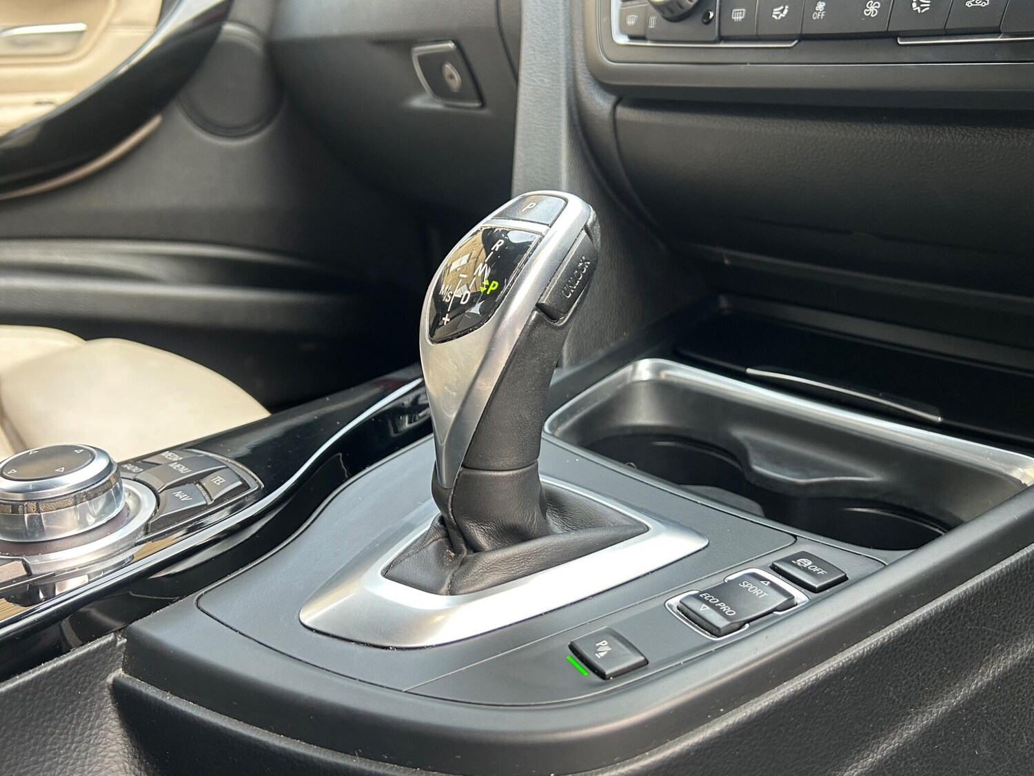 Used BMW 3 Series 2015 for sale - 77479532: Photo 19