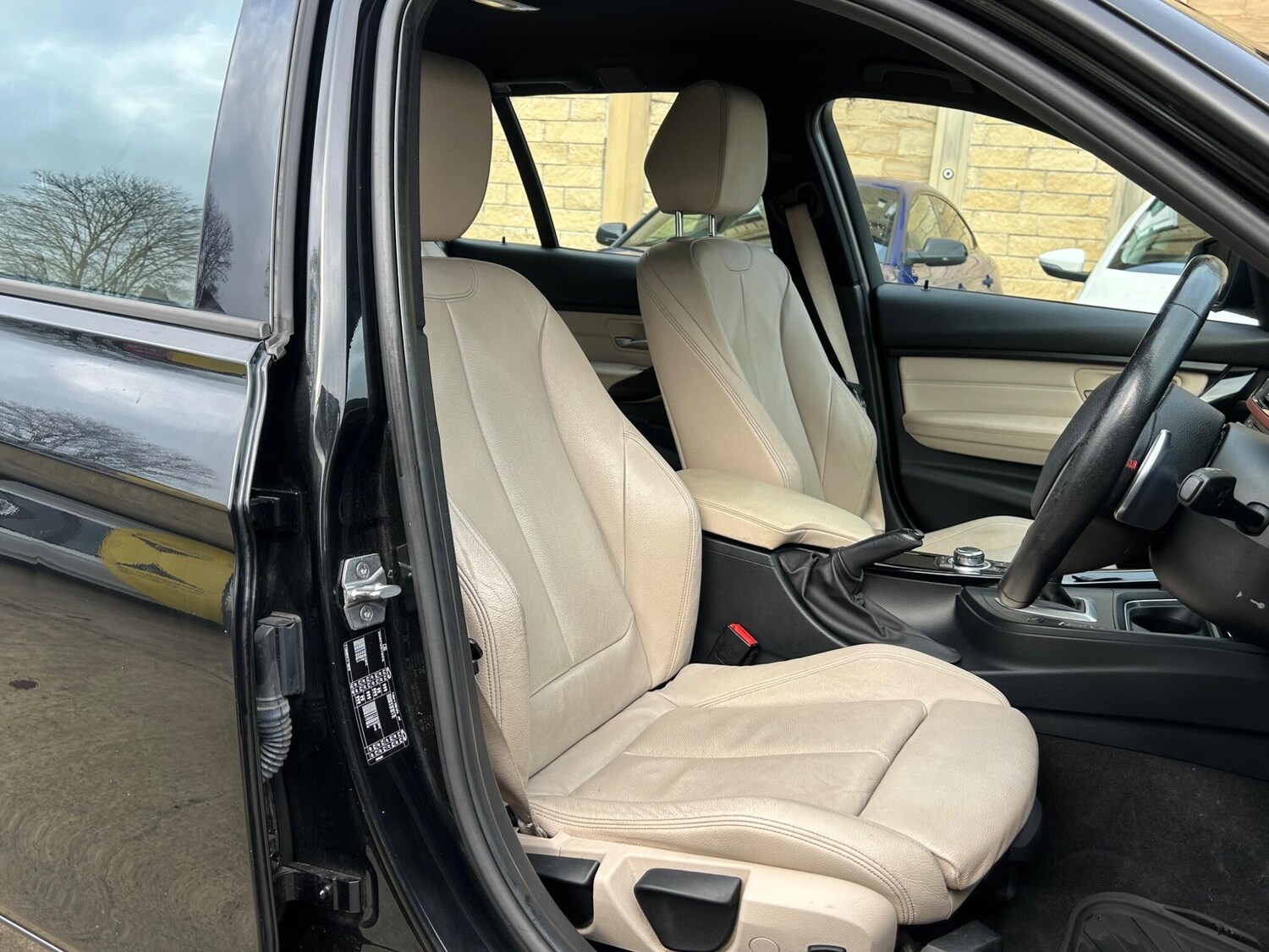 Used BMW 3 Series 2015 for sale - 77479532: Photo 24