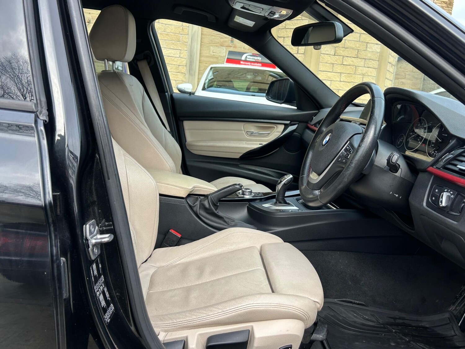 Used BMW 3 Series 2015 for sale - 77479532: Photo 25