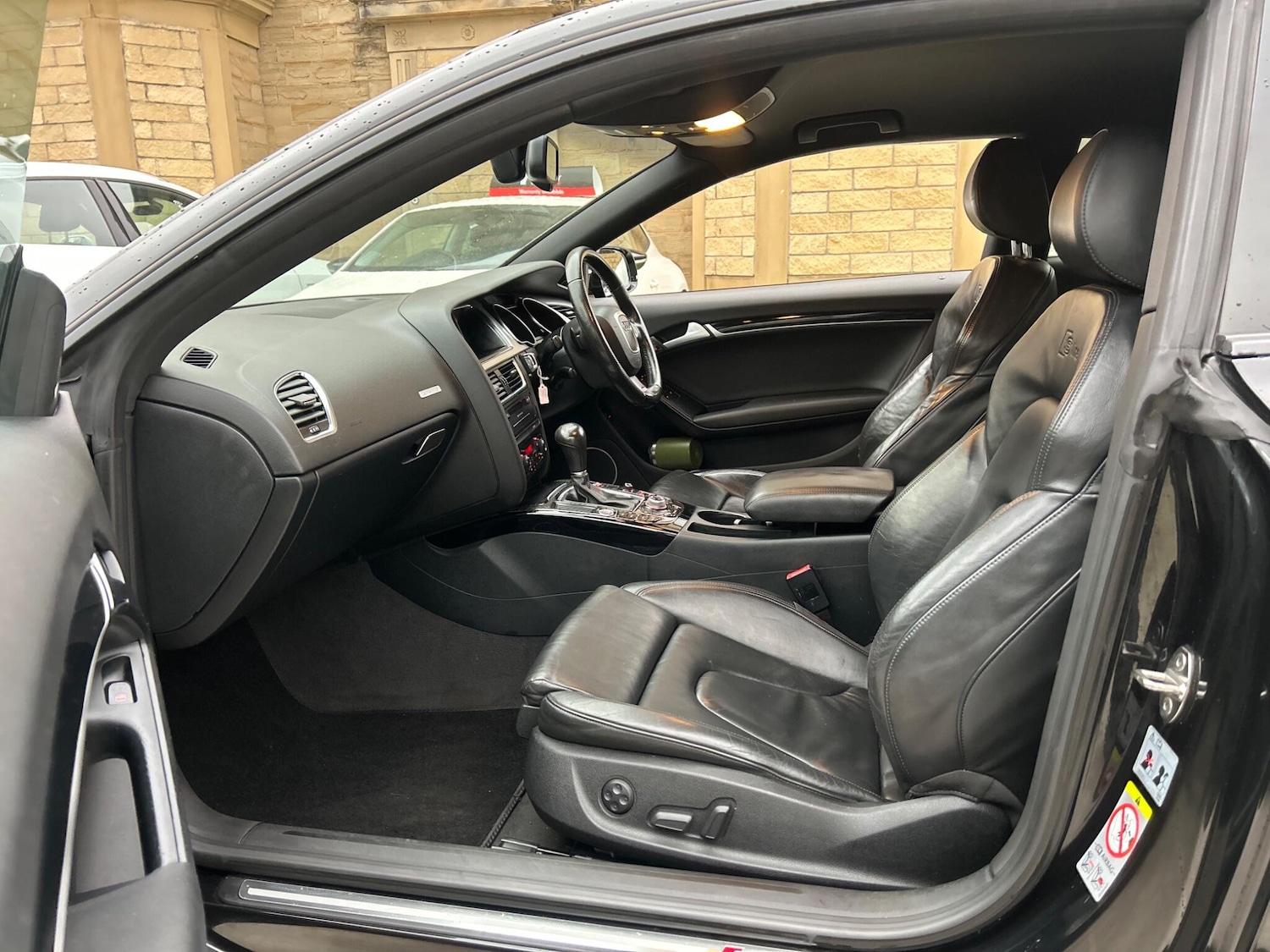 Used Audi A5 2009 for sale - 77440090: Photo 51