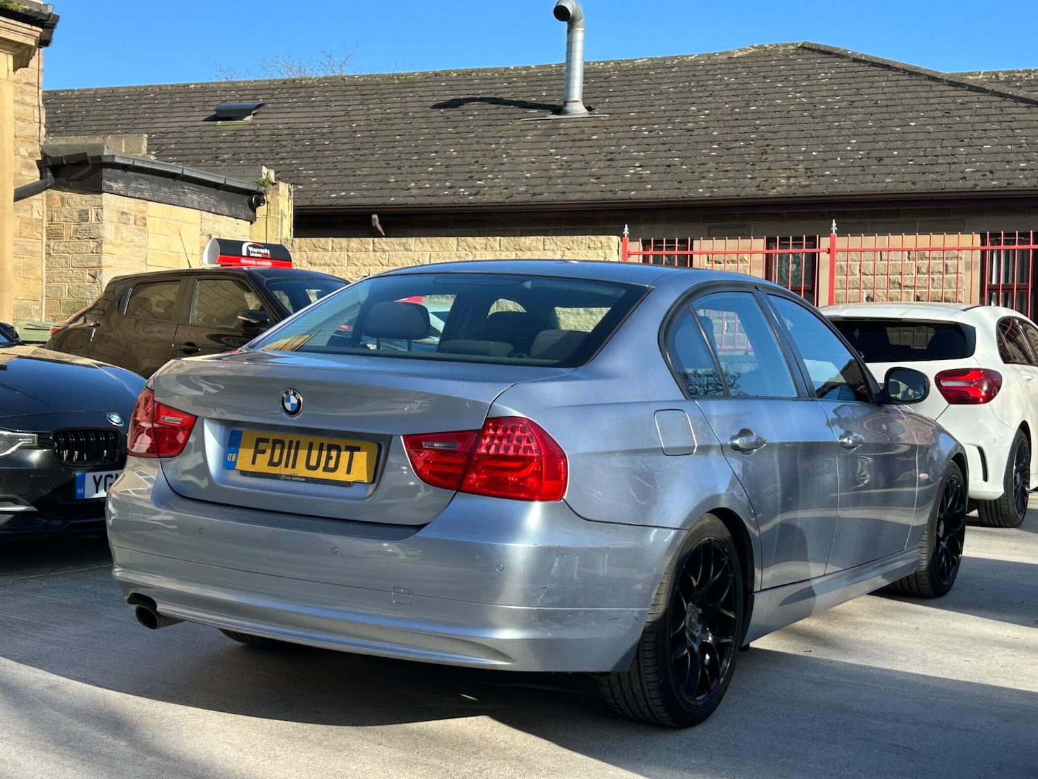 Used BMW 3 Series 2011 for sale - 77737217: Photo 11