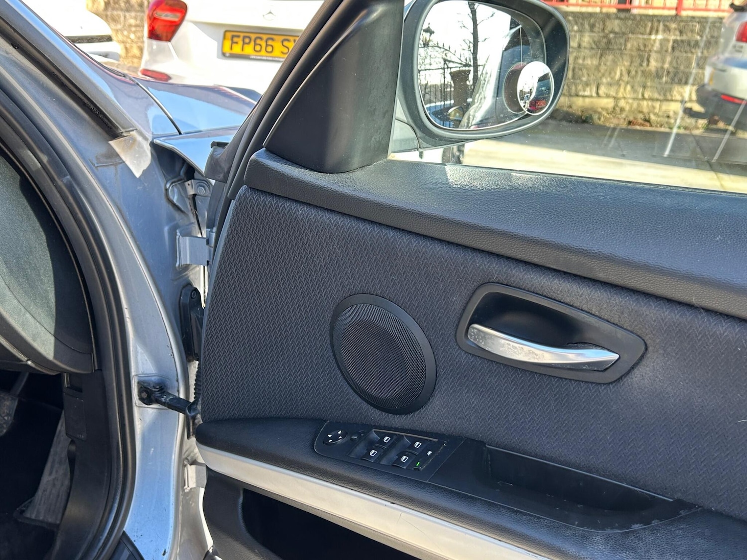 Used BMW 3 Series 2011 for sale - 77737217: Photo 19