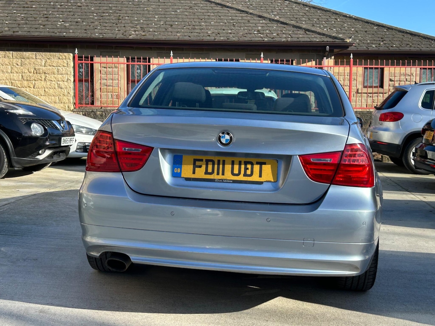 Used BMW 3 Series 2011 for sale - 77737217: Photo 6