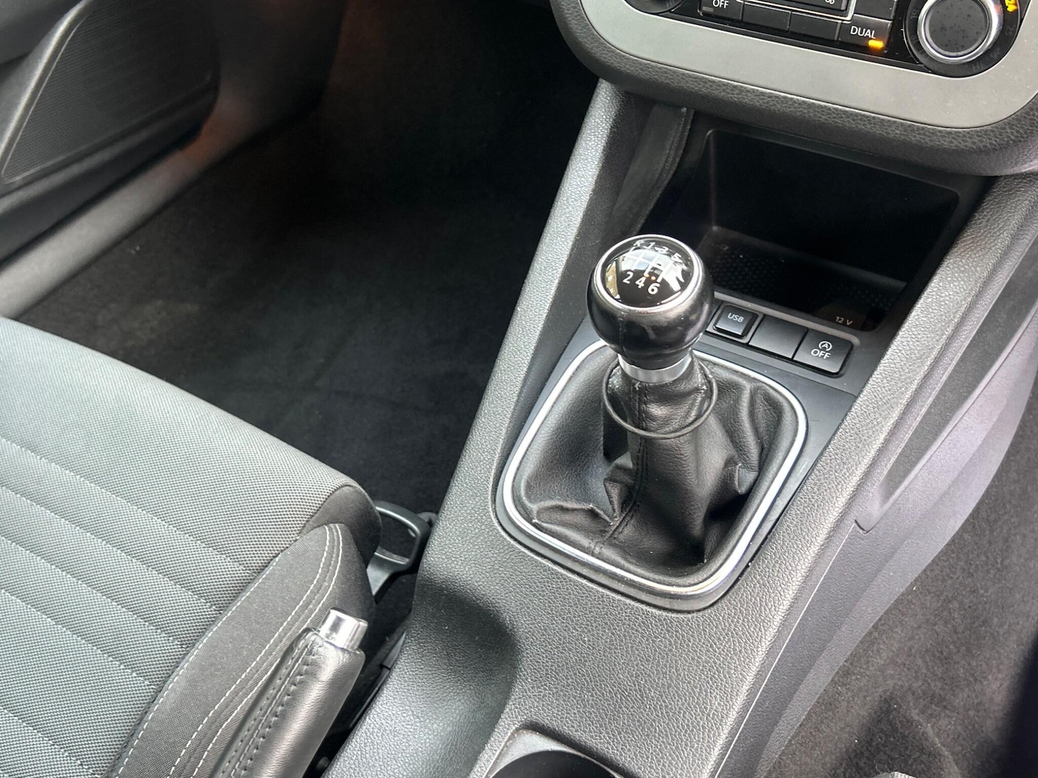 Used Volkswagen Scirocco 2011 for sale - 77412009: Photo 24