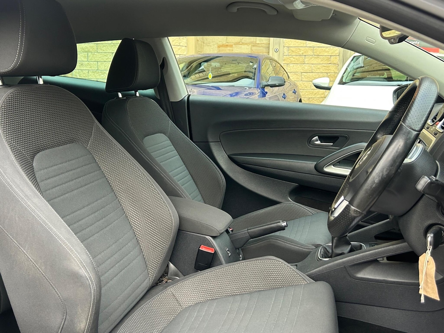 Used Volkswagen Scirocco 2011 for sale - 77412009: Photo 26