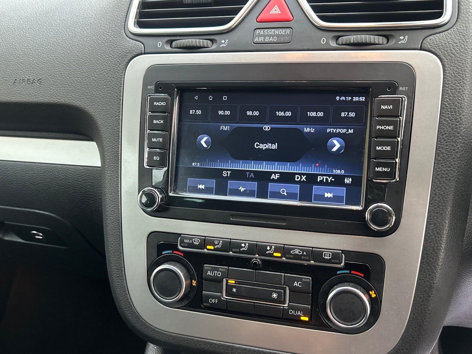 Used Volkswagen Scirocco 2011 for sale - 77412009: Photo 41