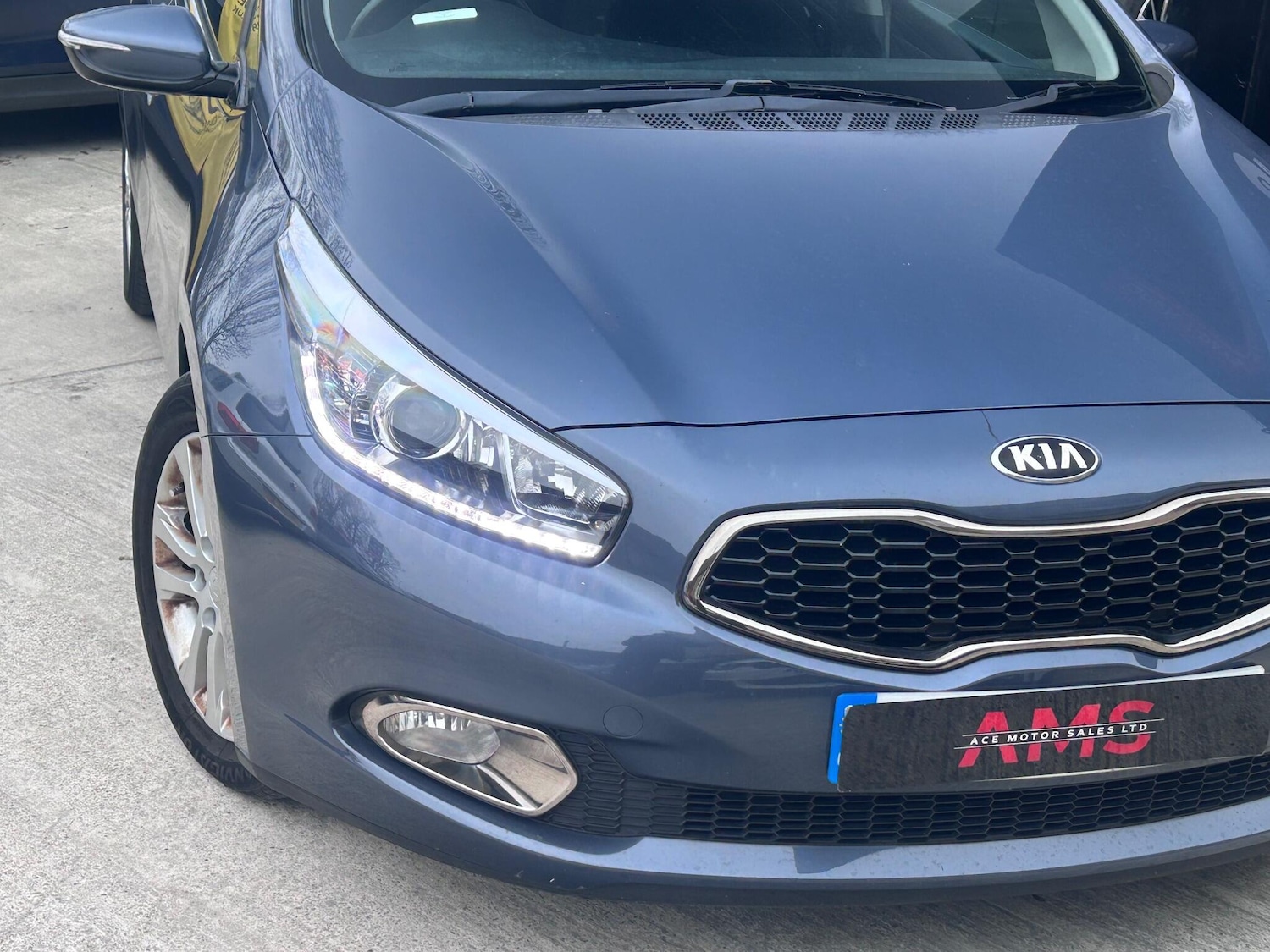 Used Kia Ceed 2012 for sale - 77131650: Photo 2