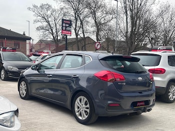 Used Kia Ceed 2012 for sale - 77131650: Photo