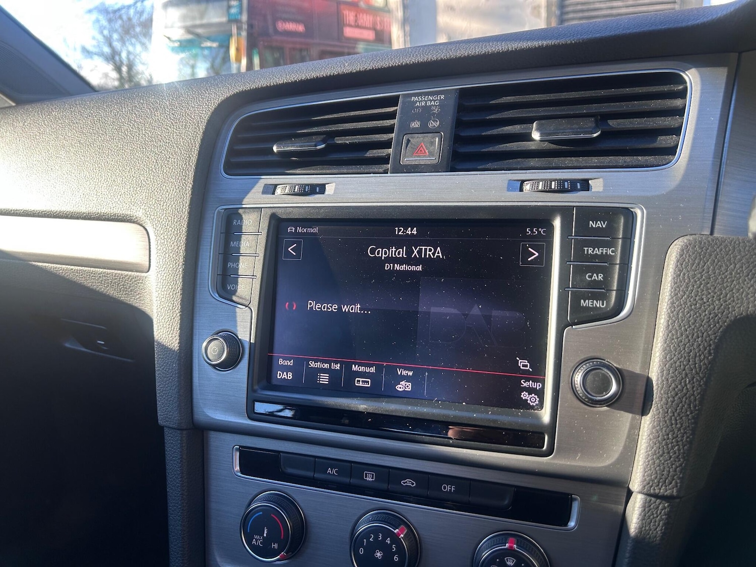 Used Volkswagen Golf 2014 for sale - 77131670: Photo 16