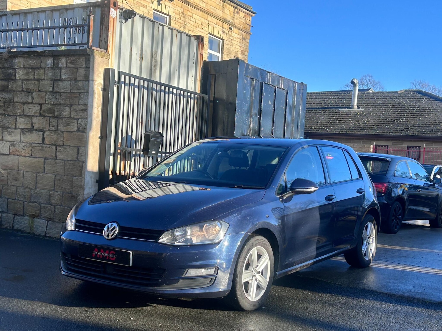 Used Volkswagen Golf 2014 for sale - 77131670: Photo 4